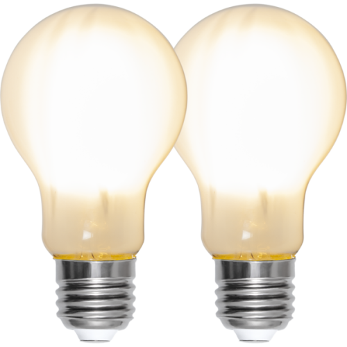 Dwie żarówki LED E27 z mlecznym kloszem i srebrnym gwintem, klasyczny kształt A60, ciepła barwa światła, ujęcie produktowe na białym tle.
