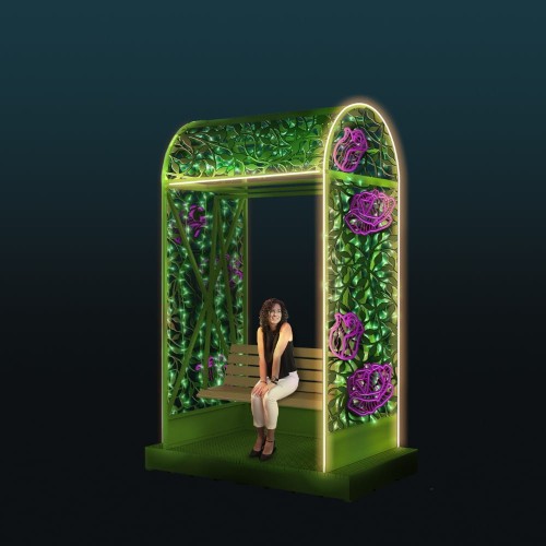 Dekoracja świetlna LED w formie altany z różami na ciemnym tle, nowoczesny element 3D z liniowym oświetleniem i ażurowymi panelami, przeznaczony do parków, przestrzeni miejskich i instalacji plenerowych.