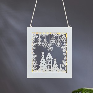 Scenka świąteczna drewniana wisząca Led RAMSBY