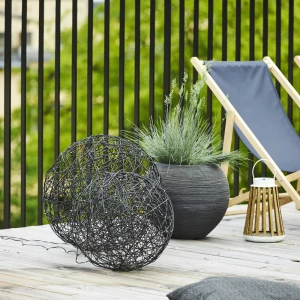 Dekoracja LED Kula wykonana z metalowego drutu TRASSEL 37,5cm średnicy do domu i ogrodu