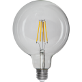Żarówka LED E27 G125 filament z mlecznym kloszem i widocznymi liniami LED, widok produktu na białym tle.