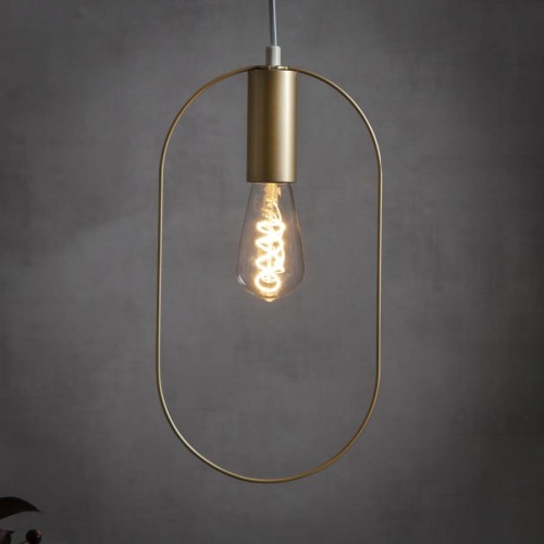 Lampa wisząca SHAPE z mosiężną oprawką E27 i dużą podłużną ramą o zaokrąglonych narożnikach.