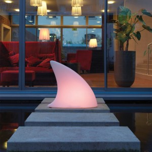 Dekoracja ogrodowa LED RGB SHARK Pilot