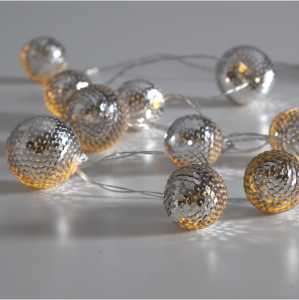 Łańcuch dekoracyjny 10 lampek LED FLAKE na baterie