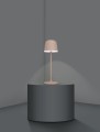 Kasztanowa lampa stołowa MANNERA z abażurowym kloszem i zintegrowanym oświetleniem LED 3000K.