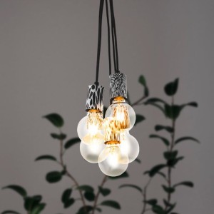 Lampa wisząca COULSDON metalowa czarny biały E27