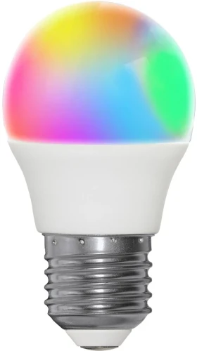 Żarówka LED E27 RGB, wielokolorowe światło z płynną zmianą barw, klasyczna bańka, zdjęcie produktowe na białym tle.