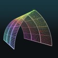 Widok nocny na Tunel RGB – zakrzywiona instalacja świetlna o konstrukcji siatkowej z dynamicznie rozświetlonymi liniami LED RGB, prezentująca pełne spektrum barw na ciemnym tle.