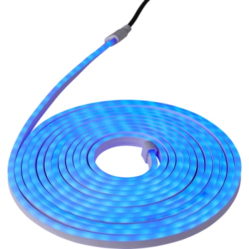 Elastyczny płaski wąż LED w kolorze niebieskim, zwinięty w krąg, z widocznym przewodem zasilającym.