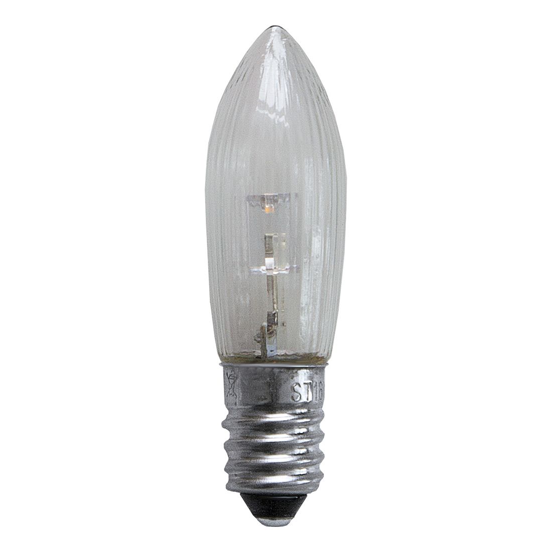 Pojedyncza żarówka LED w kształcie świeczki z ryflowanego, przezroczystego szkła. Wewnątrz widoczny element LED oraz metalowy gwint E10, całość na białym tle.