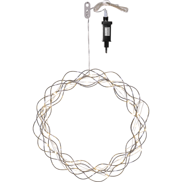 Srebrny wianek LED z cienkich przeplatających się drucików, podświetlony ciepłymi diodami, pokazany na białym tle wraz z przewodem oraz zasilaczem widocznym nad dekoracją.