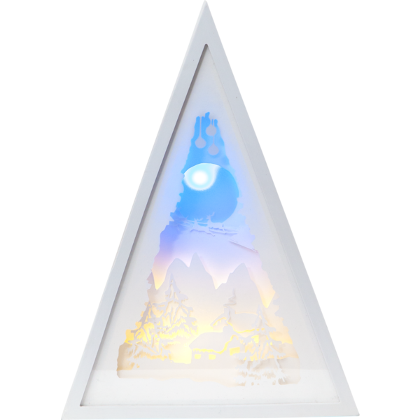 Trójkątna biała dekoracja stołowa LED – zimowy krajobraz z warstwową sceną gór, drzew i domu, świecąca ciepłym i chłodnym światłem; widok frontowy na jednolitym tle, wyraźne detale motywu.
