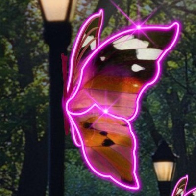Dekoracja latarniowa 3D motyl LED – świetlna ozdoba uliczna montowana na latarni, motyl z różowym konturem LED i kolorowym skrzydłem, dekoracja parkowa do iluminacji miejskich alei, promenad i deptaków.