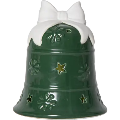 Zielony ceramiczny świecznik w kształcie dzwonka z białą kokardą oraz dekoracyjnymi wycięciami w formie gwiazdek i śnieżynek. Zdjęcie produktowe prezentuje wzór i błyszczące wykończenie ceramiki.
